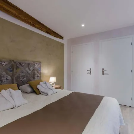 Casa vacanze Balnot-sur-laignes, 7 Pièces, 15 Personnes - Fr-1-543-188 *